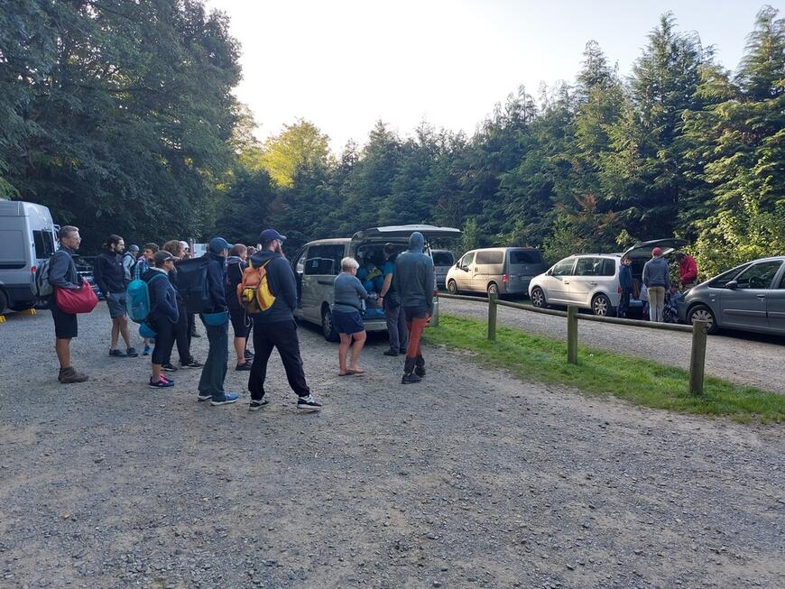 Arrivée au parking des Rochers du Parc Arrivée au parking des Rochers du Parc